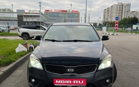 KIA cee'd I рестайлинг, 2011 год, 640 000 рублей, 2 фотография