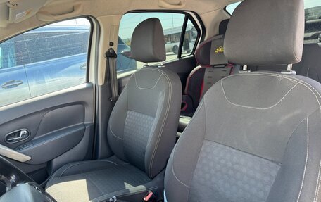 Renault Logan II, 2016 год, 620 000 рублей, 5 фотография