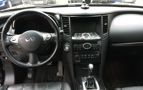 Infiniti FX II, 2008 год, 1 800 000 рублей, 15 фотография