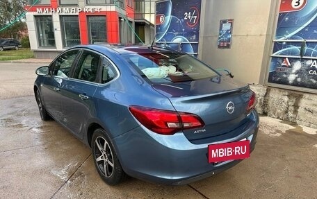 Opel Astra J, 2013 год, 690 000 рублей, 3 фотография