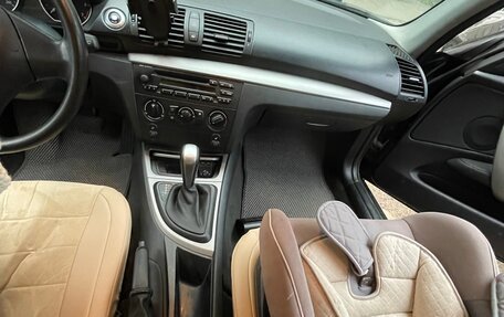 BMW 1 серия, 2009 год, 550 000 рублей, 6 фотография