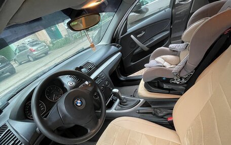 BMW 1 серия, 2009 год, 550 000 рублей, 7 фотография