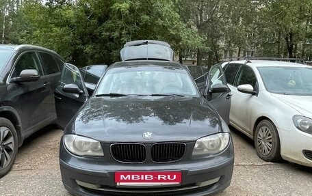 BMW 1 серия, 2009 год, 550 000 рублей, 8 фотография