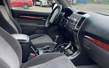 Toyota Land Cruiser Prado 120 рестайлинг, 2008 год, 2 100 000 рублей, 6 фотография
