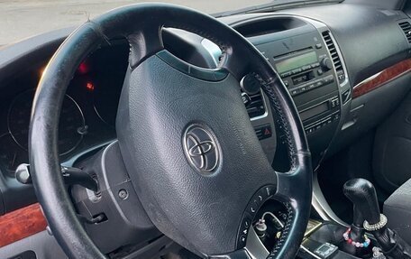 Toyota Land Cruiser Prado 120 рестайлинг, 2008 год, 2 100 000 рублей, 9 фотография