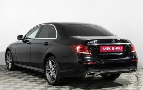 Mercedes-Benz E-Класс, 2018 год, 3 489 898 рублей, 7 фотография