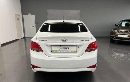 Hyundai Solaris II рестайлинг, 2015 год, 695 000 рублей, 4 фотография