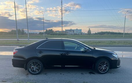 Toyota Camry, 2017 год, 2 650 000 рублей, 2 фотография