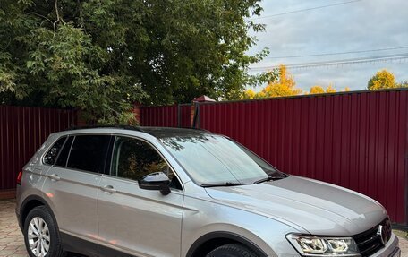 Volkswagen Tiguan II, 2017 год, 1 790 000 рублей, 3 фотография