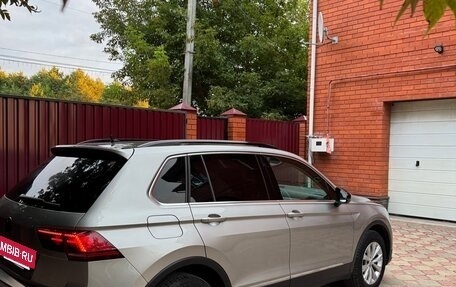 Volkswagen Tiguan II, 2017 год, 1 790 000 рублей, 6 фотография