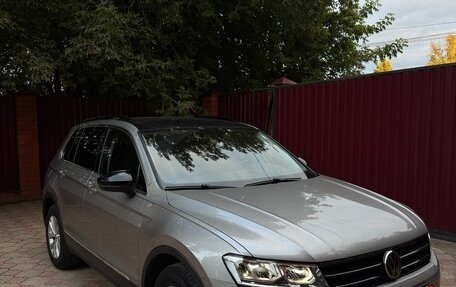 Volkswagen Tiguan II, 2017 год, 1 790 000 рублей, 2 фотография