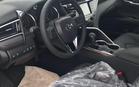 Toyota Camry, 2020 год, 3 300 000 рублей, 3 фотография