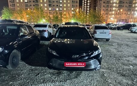 Toyota Camry, 2020 год, 3 300 000 рублей, 5 фотография