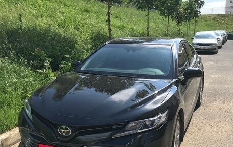 Toyota Camry, 2020 год, 3 300 000 рублей, 4 фотография