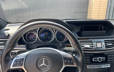 Mercedes-Benz E-Класс, 2014 год, 2 150 000 рублей, 4 фотография