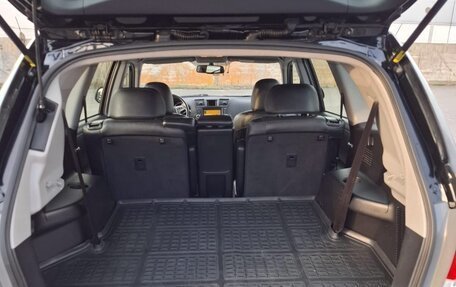 Toyota Highlander III, 2013 год, 2 300 000 рублей, 12 фотография