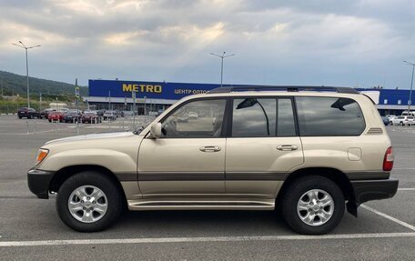 Toyota Land Cruiser 100 рестайлинг 2, 2003 год, 2 950 000 рублей, 4 фотография
