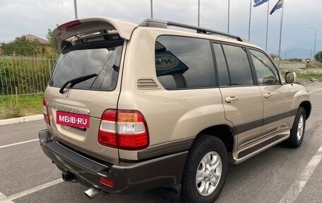 Toyota Land Cruiser 100 рестайлинг 2, 2003 год, 2 950 000 рублей, 7 фотография
