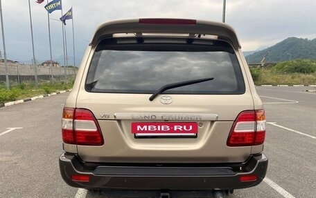 Toyota Land Cruiser 100 рестайлинг 2, 2003 год, 2 950 000 рублей, 6 фотография