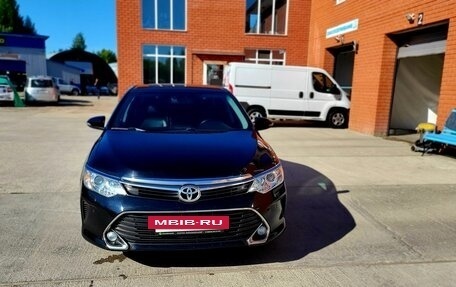 Toyota Camry, 2016 год, 1 690 000 рублей, 8 фотография