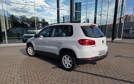 Volkswagen Tiguan I, 2011 год, 750 000 рублей, 3 фотография