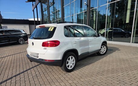 Volkswagen Tiguan I, 2011 год, 750 000 рублей, 5 фотография
