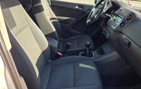 Volkswagen Tiguan I, 2011 год, 750 000 рублей, 13 фотография