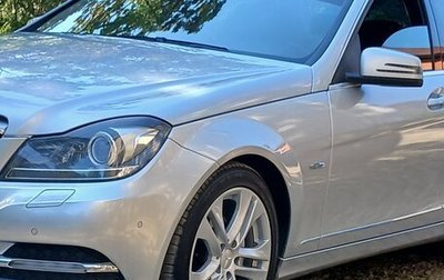 Mercedes-Benz C-Класс, 2011 год, 1 700 000 рублей, 1 фотография