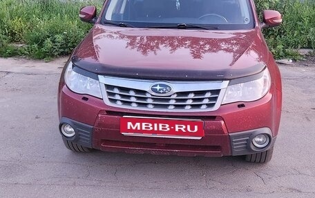 Subaru Forester, 2011 год, 800 000 рублей, 1 фотография