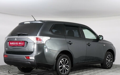 Mitsubishi Outlander III рестайлинг 3, 2014 год, 1 199 000 рублей, 5 фотография