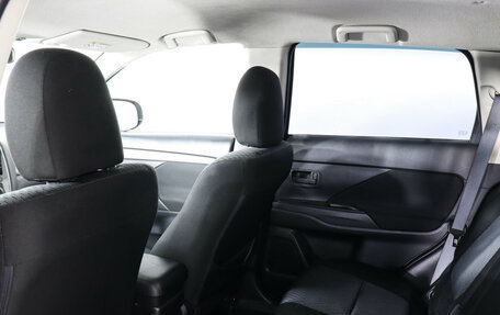Mitsubishi Outlander III рестайлинг 3, 2014 год, 1 199 000 рублей, 12 фотография