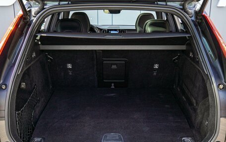 Volvo XC60 II, 2019 год, 3 140 000 рублей, 25 фотография