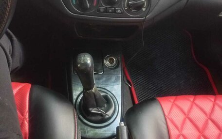 Mitsubishi Lancer IX, 2004 год, 230 000 рублей, 11 фотография