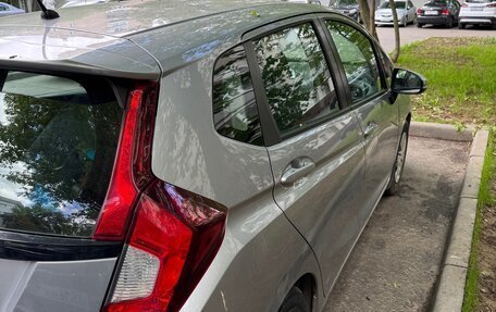 Honda Fit III, 2018 год, 1 350 000 рублей, 4 фотография