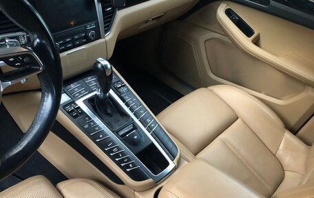 Porsche Macan I рестайлинг, 2016 год, 2 690 000 рублей, 5 фотография