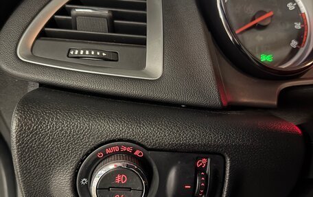 Opel Astra J, 2013 год, 980 000 рублей, 13 фотография