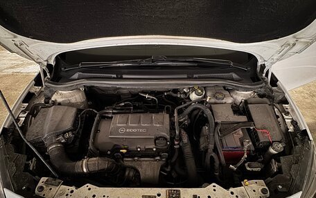 Opel Astra J, 2013 год, 980 000 рублей, 20 фотография