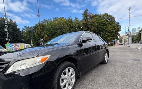 Toyota Camry, 2011 год, 1 250 000 рублей, 2 фотография