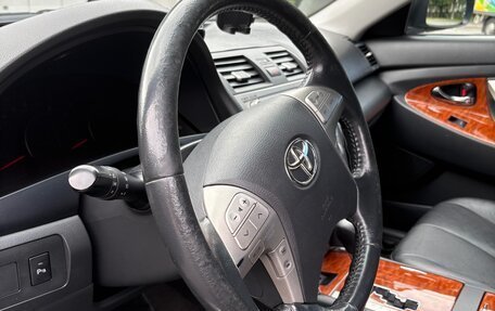 Toyota Camry, 2011 год, 1 250 000 рублей, 17 фотография