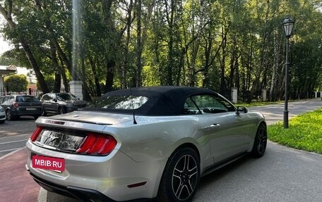 Ford Mustang VI рестайлинг, 2018 год, 2 990 000 рублей, 9 фотография