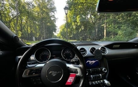 Ford Mustang VI рестайлинг, 2018 год, 2 990 000 рублей, 12 фотография