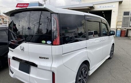 Honda Stepwgn IV, 2021 год, 2 198 000 рублей, 5 фотография