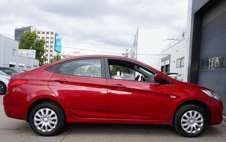 Hyundai Solaris II рестайлинг, 2011 год, 670 000 рублей, 4 фотография