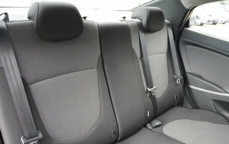 Hyundai Solaris II рестайлинг, 2011 год, 670 000 рублей, 12 фотография
