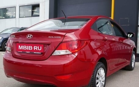 Hyundai Solaris II рестайлинг, 2011 год, 670 000 рублей, 5 фотография