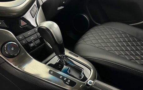 Chevrolet Cruze II, 2014 год, 800 000 рублей, 13 фотография