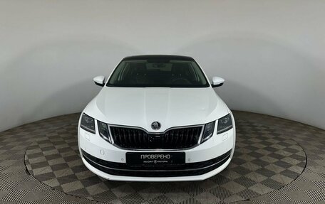 Skoda Octavia, 2017 год, 1 938 000 рублей, 2 фотография