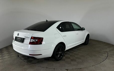 Skoda Octavia, 2017 год, 1 938 000 рублей, 6 фотография