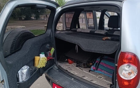 Chevrolet Niva I рестайлинг, 2014 год, 650 000 рублей, 5 фотография