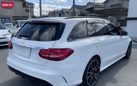 Mercedes-Benz C-Класс, 2017 год, 1 398 000 рублей, 5 фотография